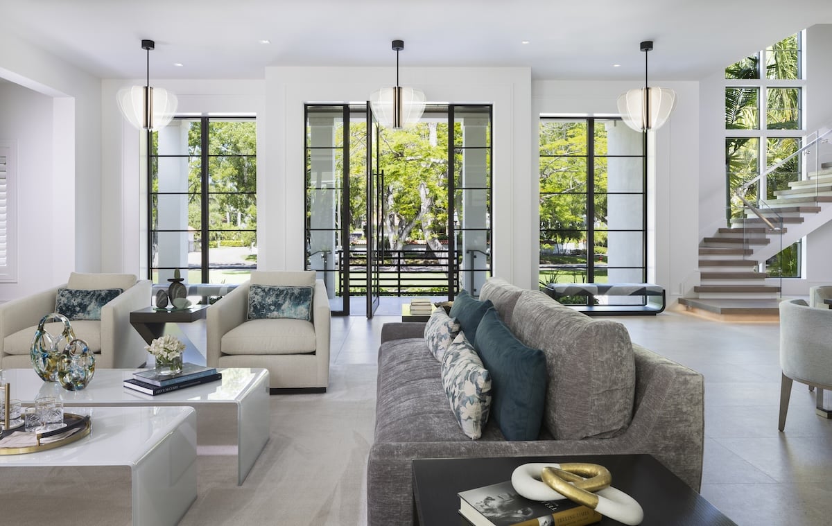 LH_2021 Gordon Dr E_Great Room