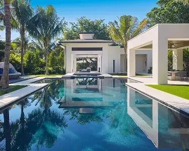 MLS 477 3rd st N_pool