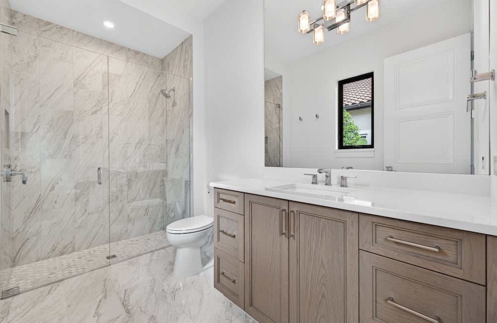 Lynford_CAB15_Guest Bathroom 2