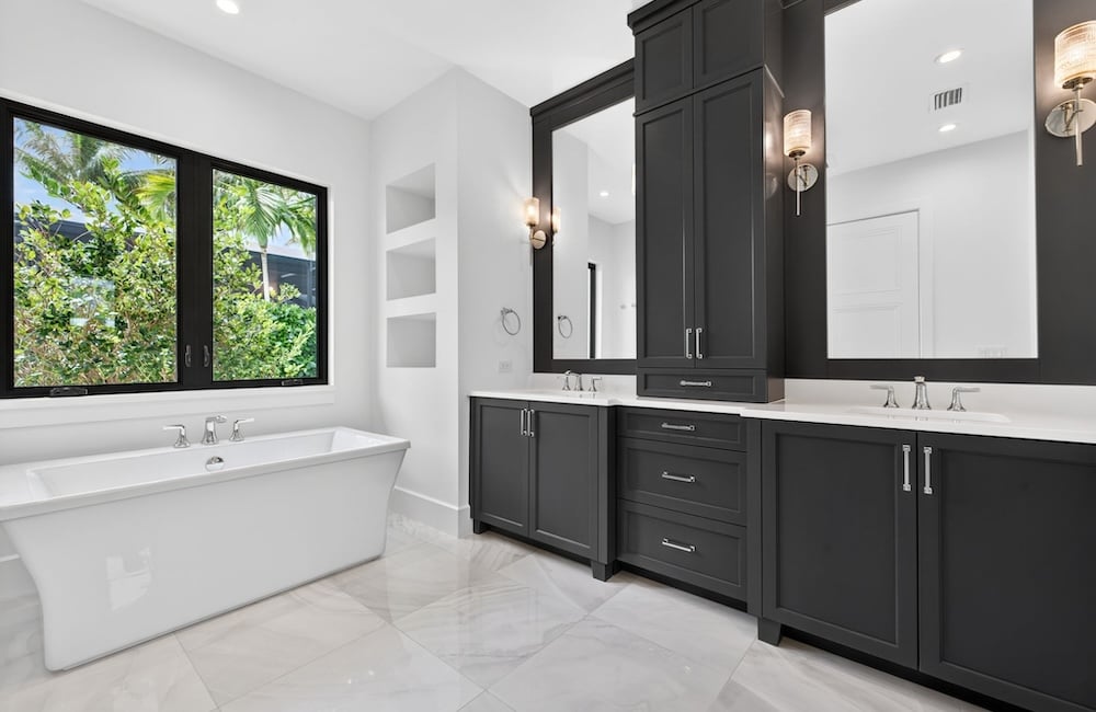 Lynford_CAB15__Primary Bathroom 1