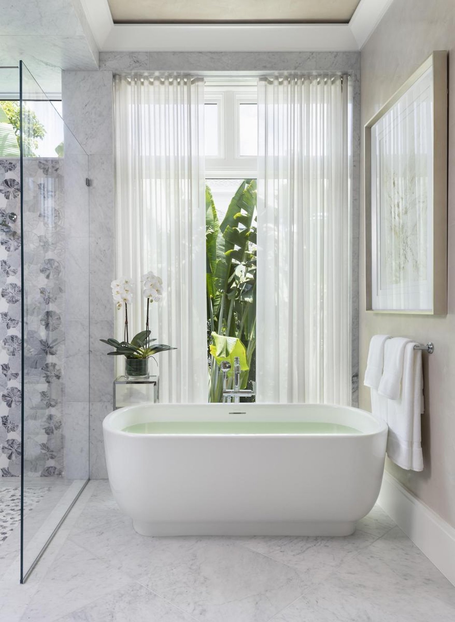 LH_3233 Gin Ln_Master Bath Detail