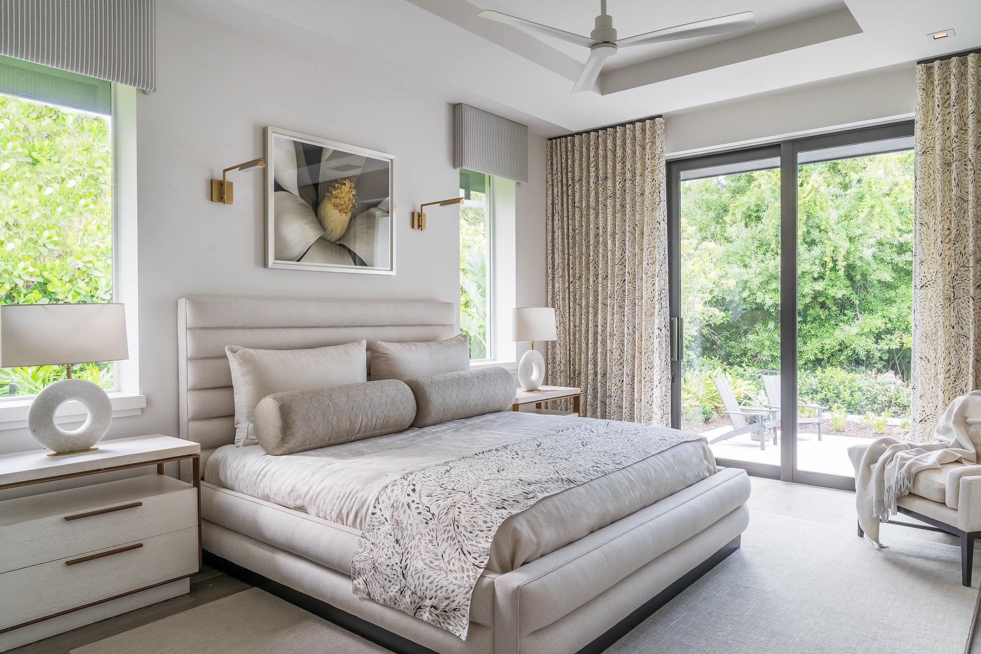 Manchen_Residence_Grey Oaks_Guest_Bedroom1