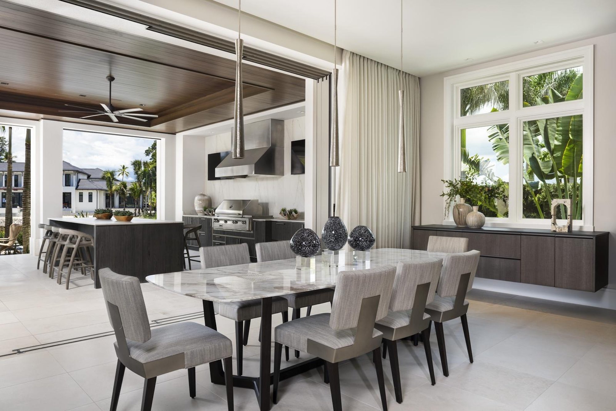 LH_3233 Gin Ln_Dining Room_Outdoor Kitchen