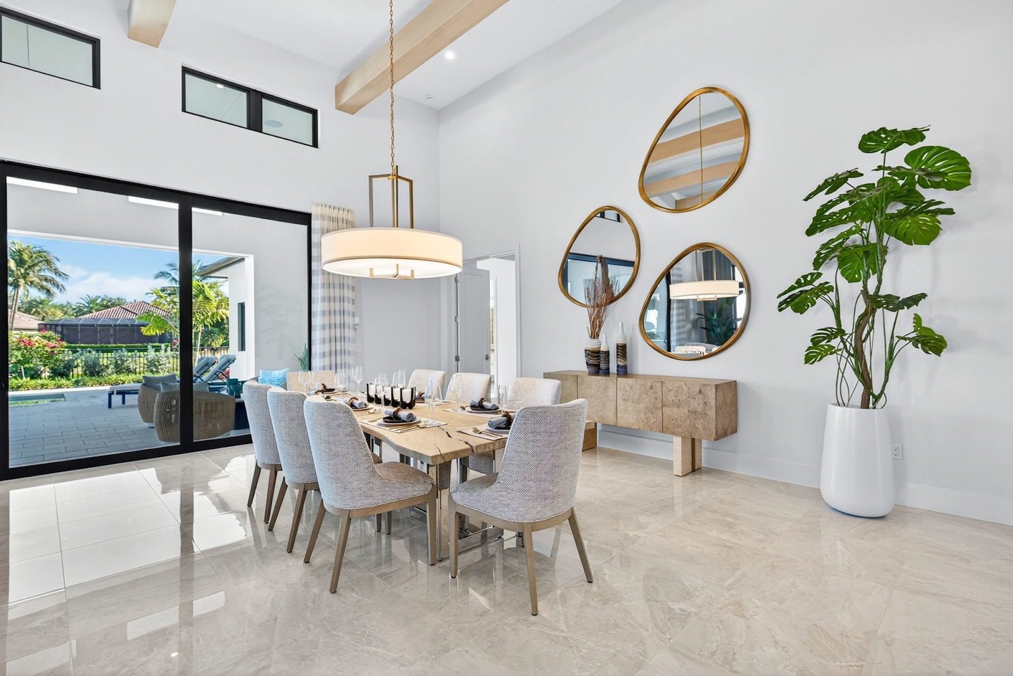 Martinique_MED_LUC51-Dining Room 5