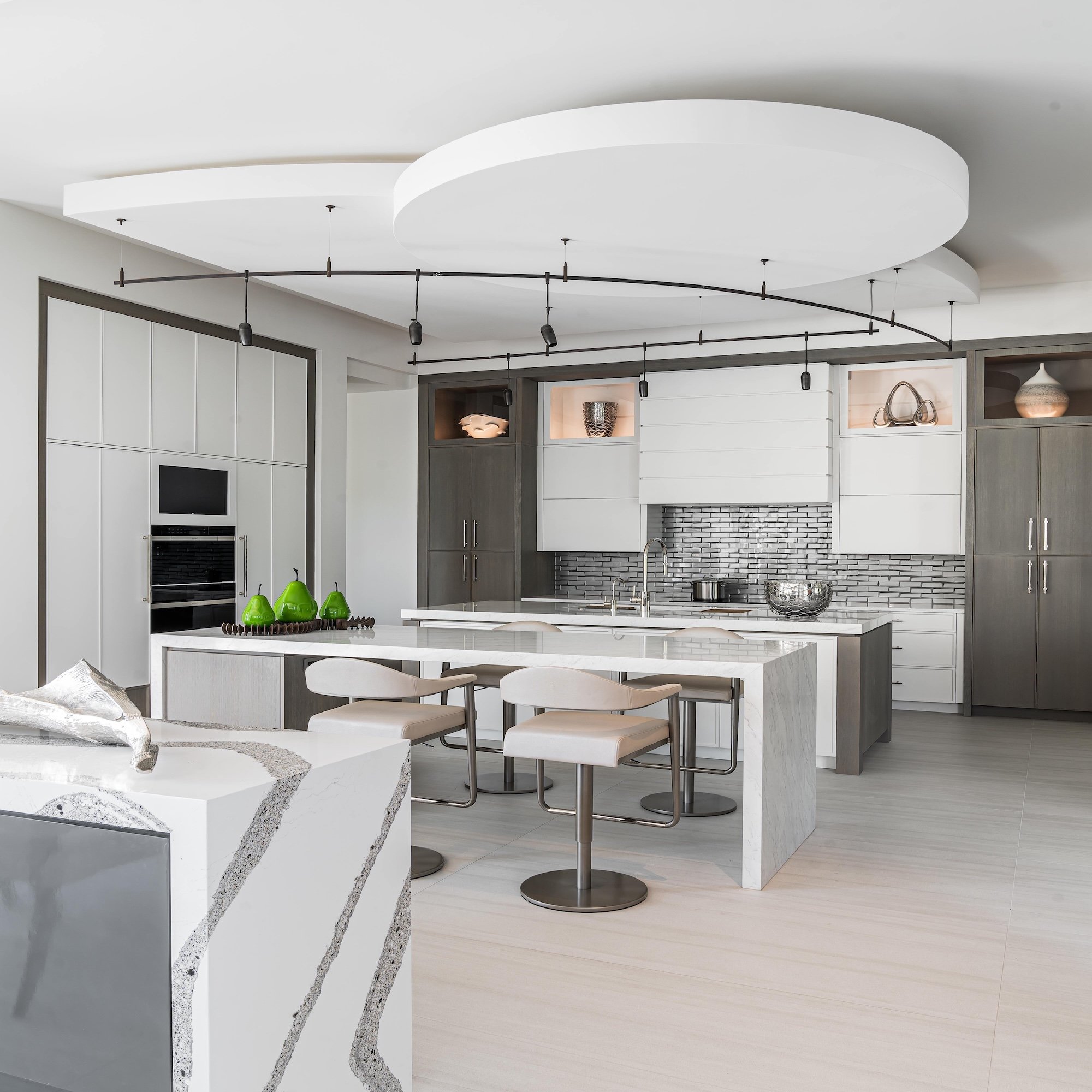 Manchen_Residence_Grey Oaks_Kitchen_3