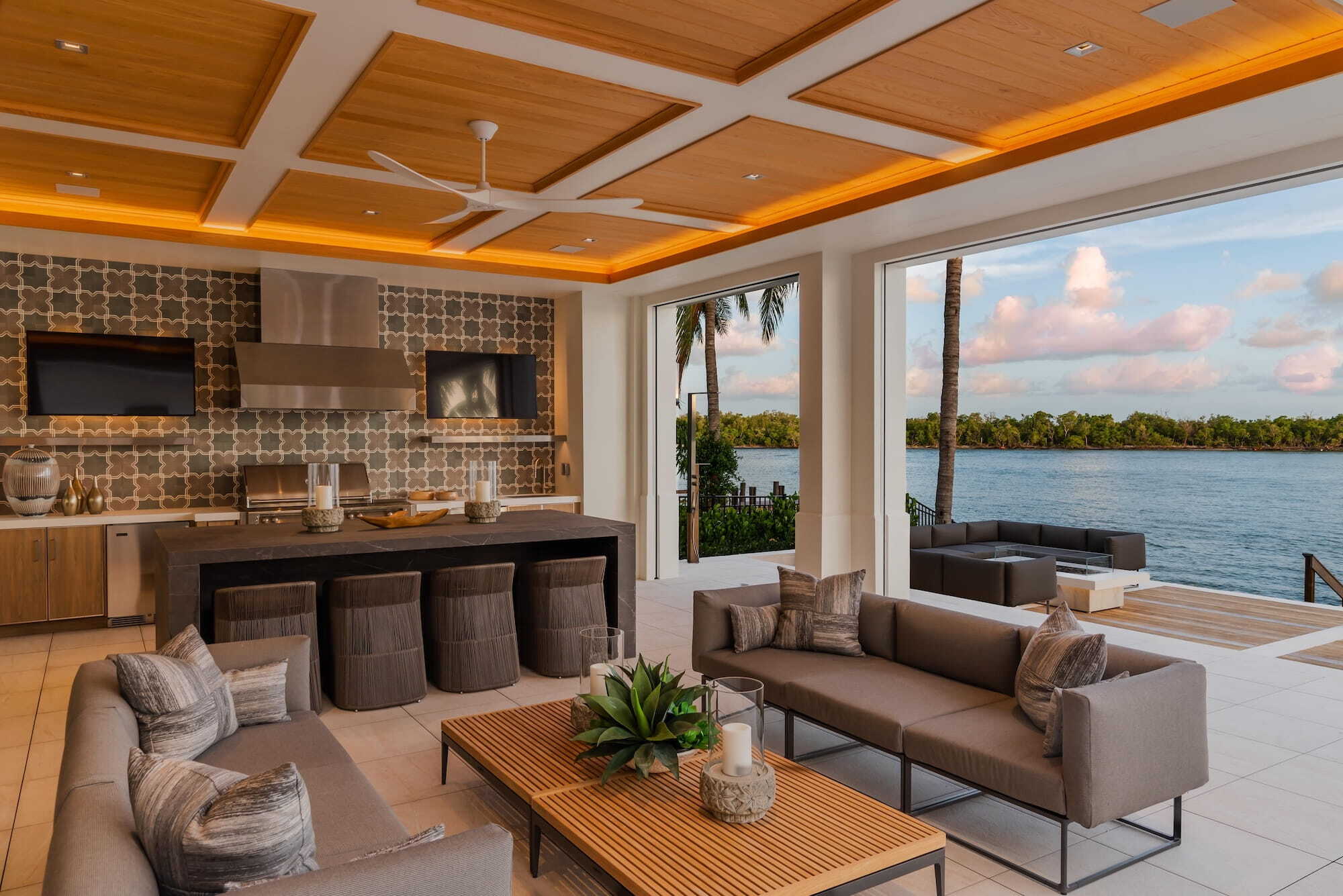 I_700 Admiralty Parade_Outdoor Kitchen