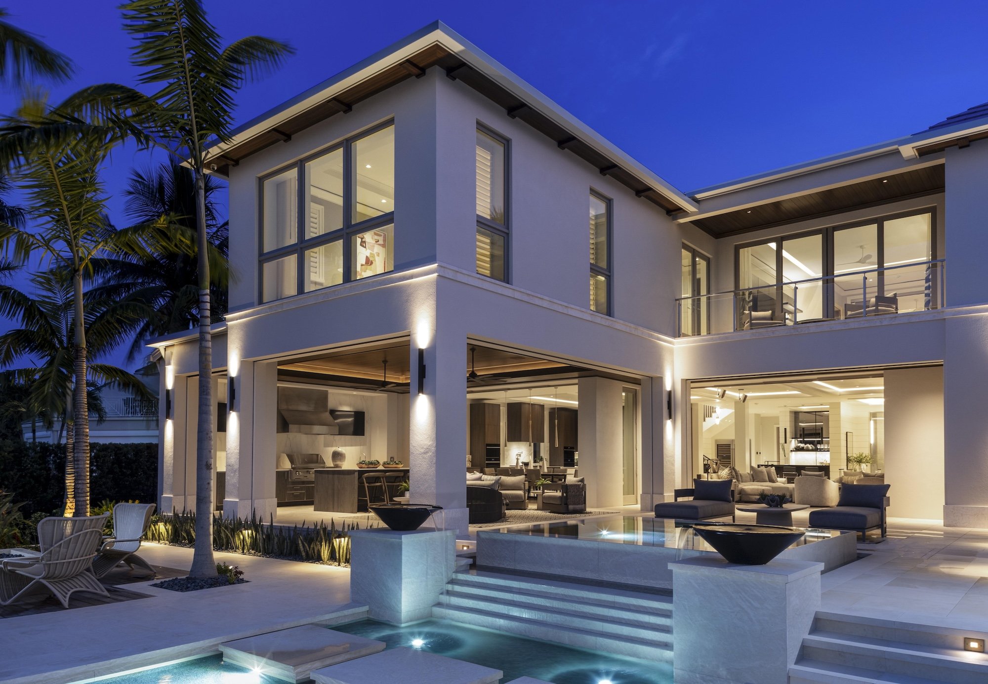 LH_3233 Gin Ln_Rear Elevation Dusk