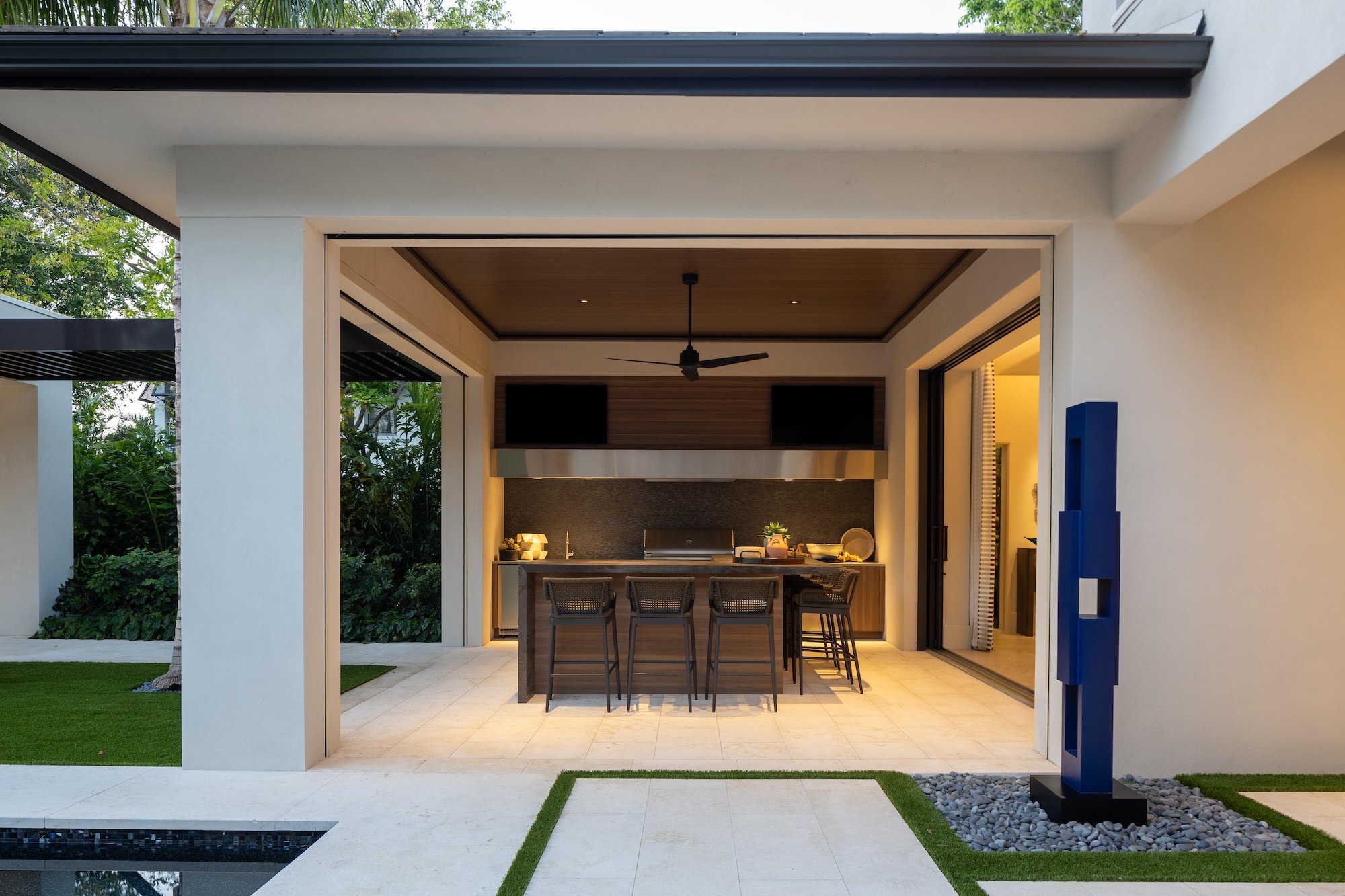 LH_477 3rd St. N_Outdoor Kitchen