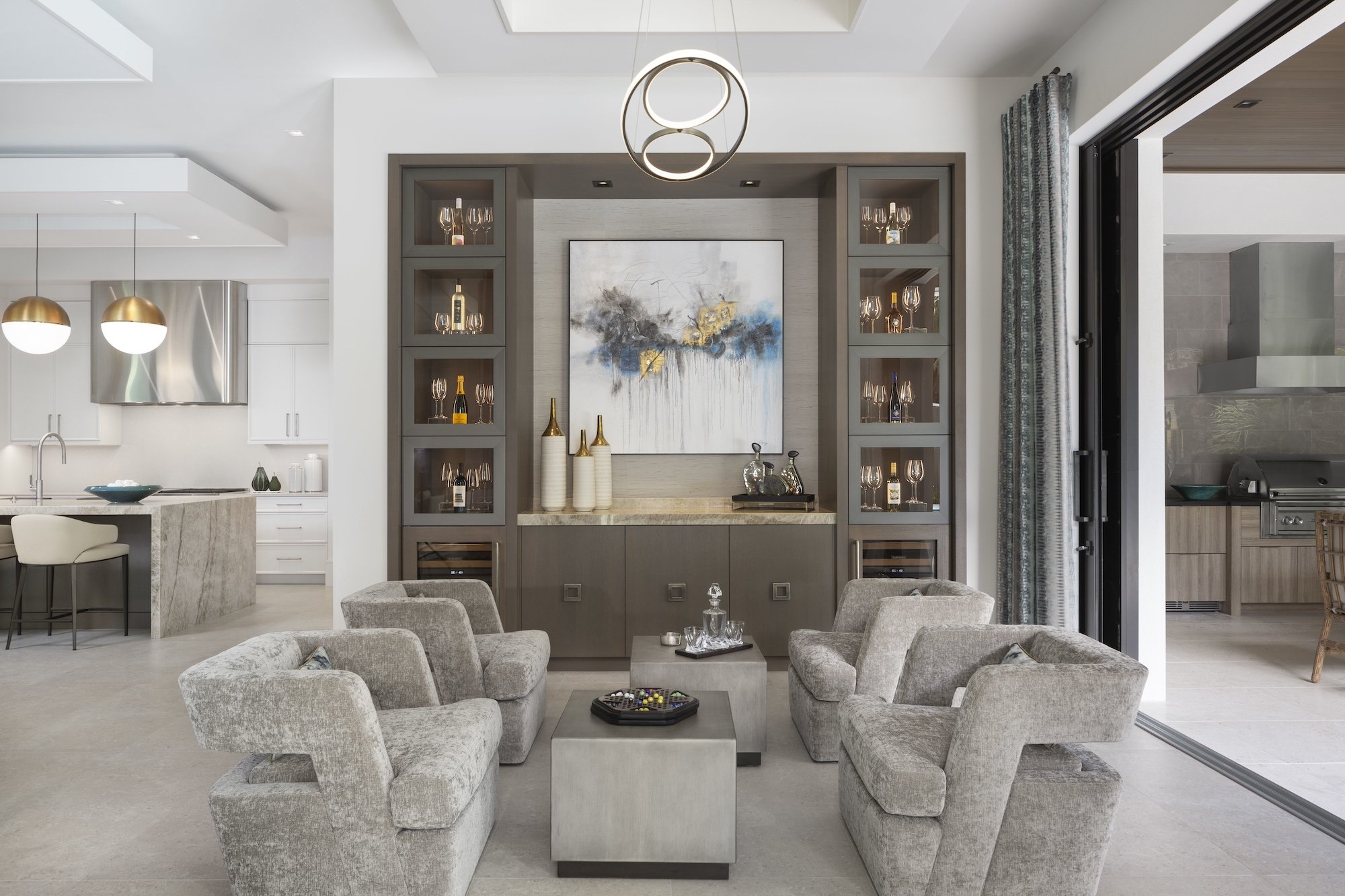 LH_2021 Gordon Dr E_Bar