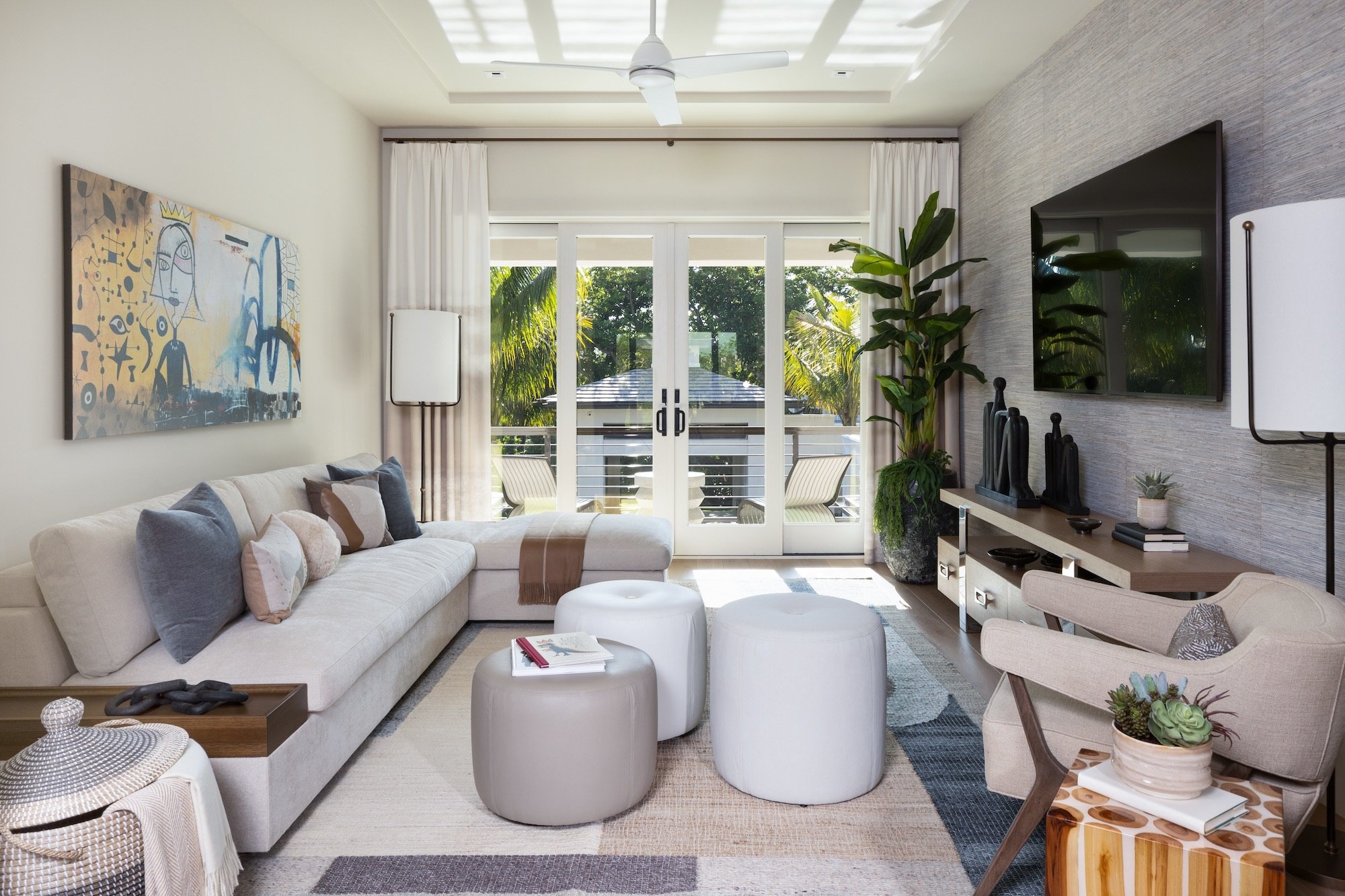 LH_477 3rd St. N_2nd Floor Lounge