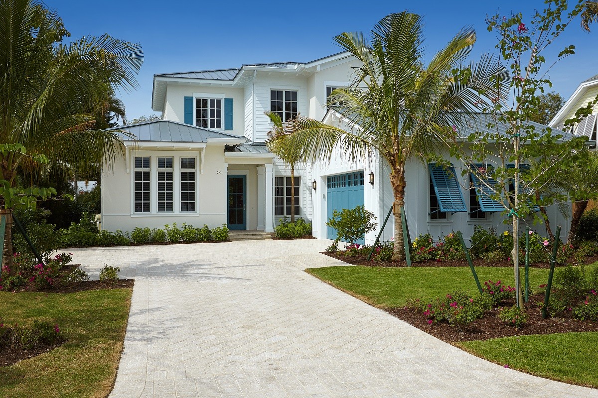  A renovated Southampton homes coastal exterior